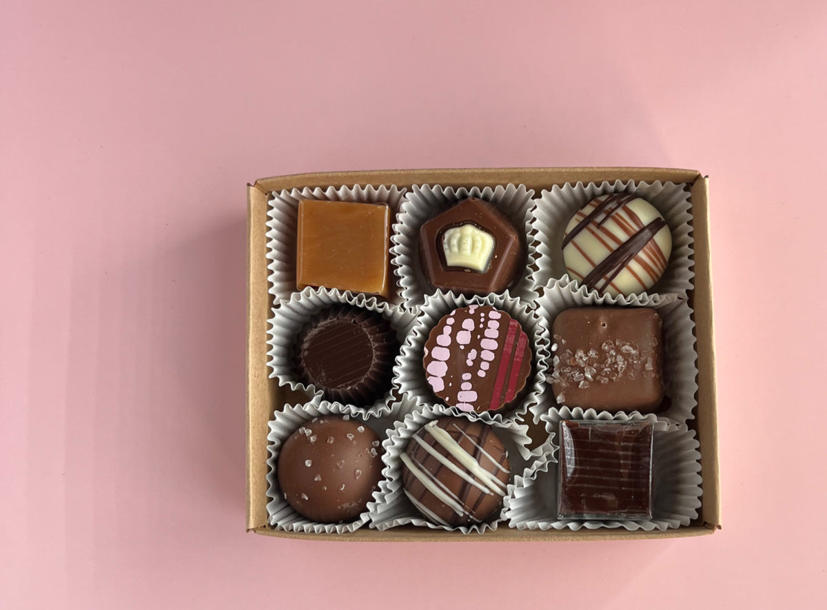 9-Count Caramel Lover's Box image 0
